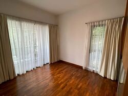 Brentwood (D9), Terrace #526571381
